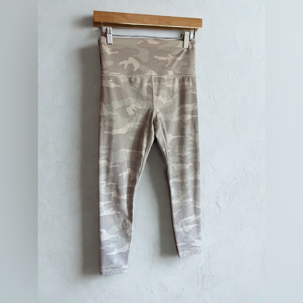 Athleta Elation 7/8 Tight Camo Leggings - Light Gray